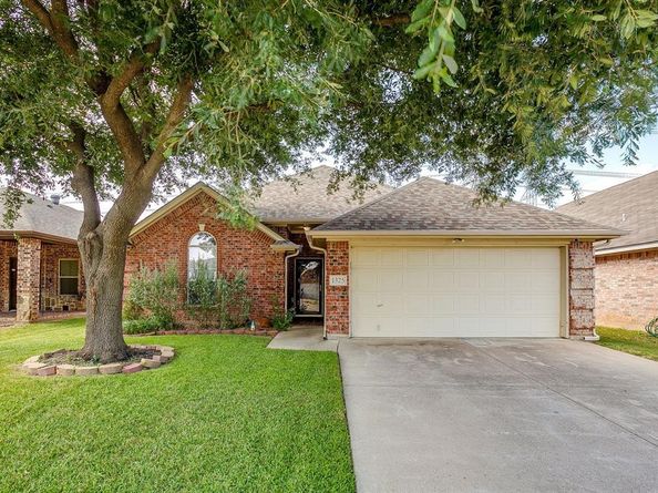1325  Sierra Blanca Drive , Fort Worth Texas 76028