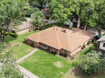1209  Hanna Circle 