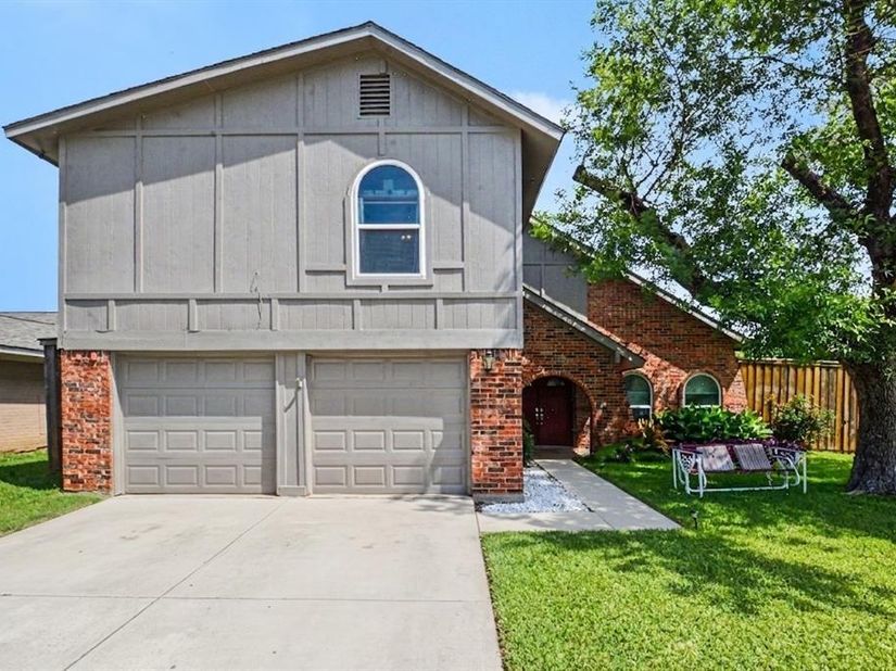 5518  Round Rock Road , Garland Texas 75044