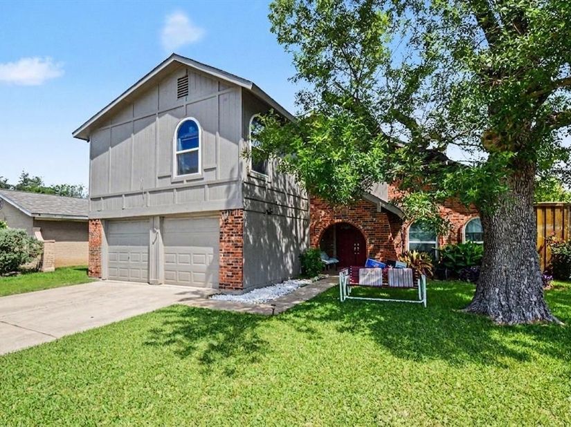 5518  Round Rock Road , Garland Texas 75044