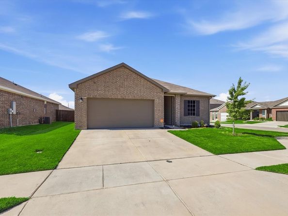 5345  Hull Court , Fort Worth Texas 76179