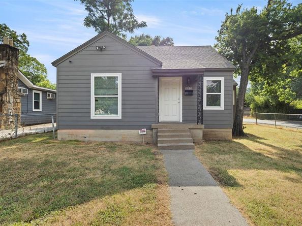 923  Hartsdale Drive , Dallas Texas 75211