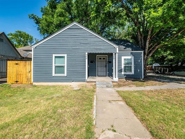 300  Emma Street , Fort Worth Texas 76111