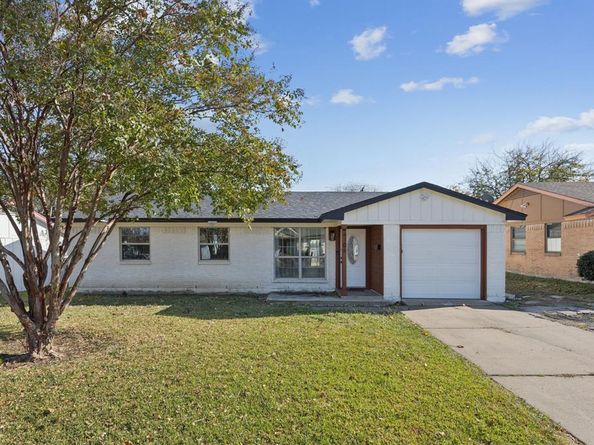 4106  Mehalia Drive , Dallas Texas 75241