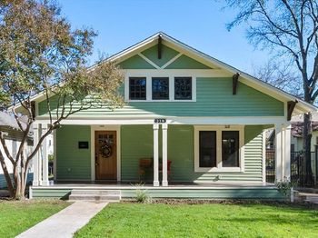 218 N Willomet Avenue 