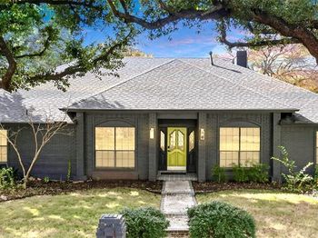 3900 N Shadycreek Drive 