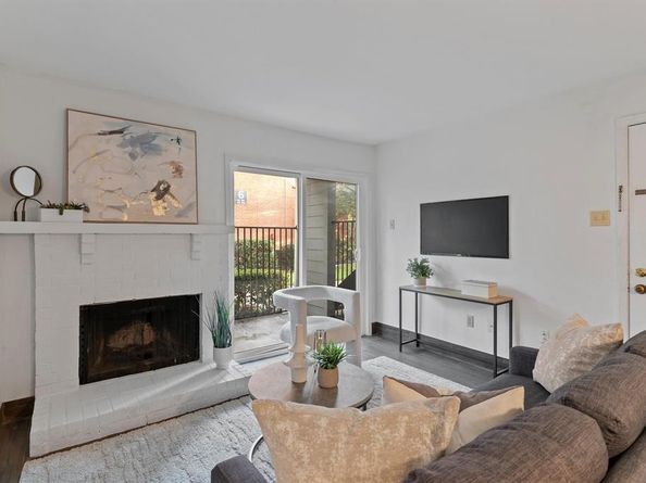 6900  Skillman Street  406, Dallas Texas 75231