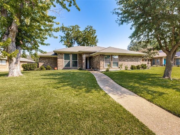 3909  Saddlehead Drive , Plano Texas 75075