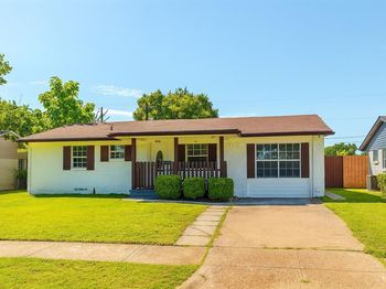 518 E Daugherty Drive 