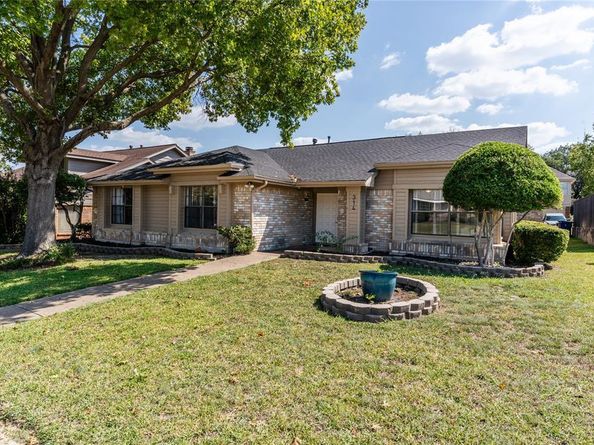 314  Hillside Court , Garland Texas 75043