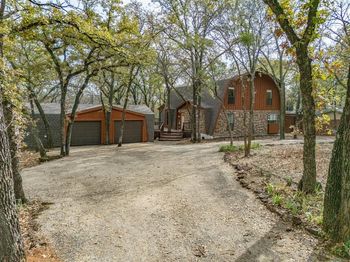 2072  Breezywood Drive 