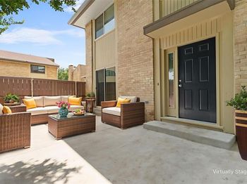 2610  Custer Parkway 