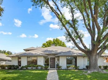 6639  Clearhaven Circle 