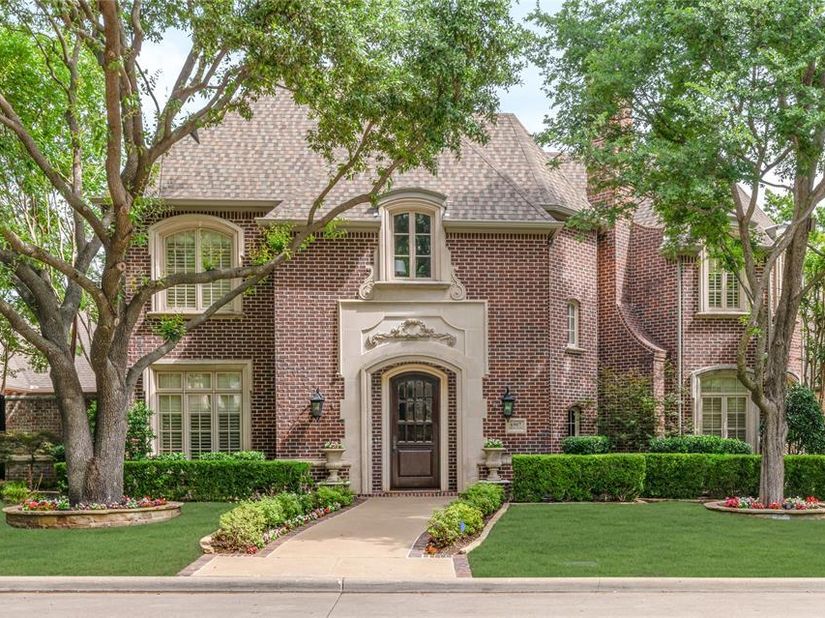 6907  Preston Glen Drive , Dallas Texas 75230