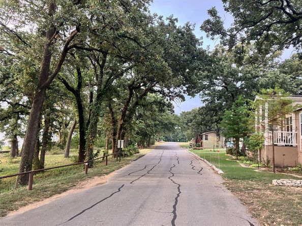 5200  Lake shore Lane  29, Denton Texas 76208