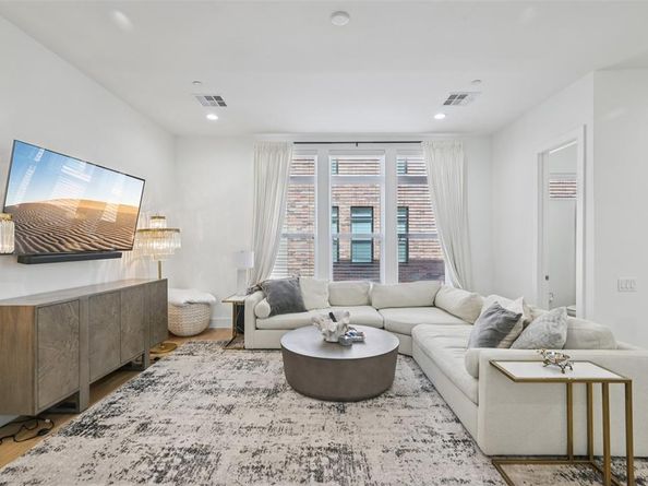 4511  Arberry Lane , Dallas Texas 75219