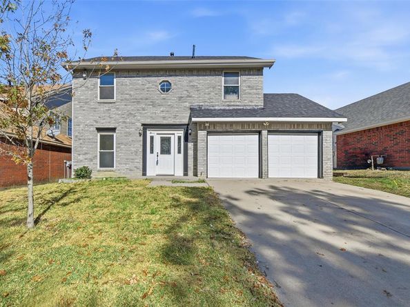 10120  Long Rifle Drive , Fort Worth Texas 76108