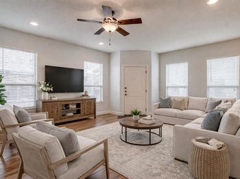 4912  Ridglea Hills Court 