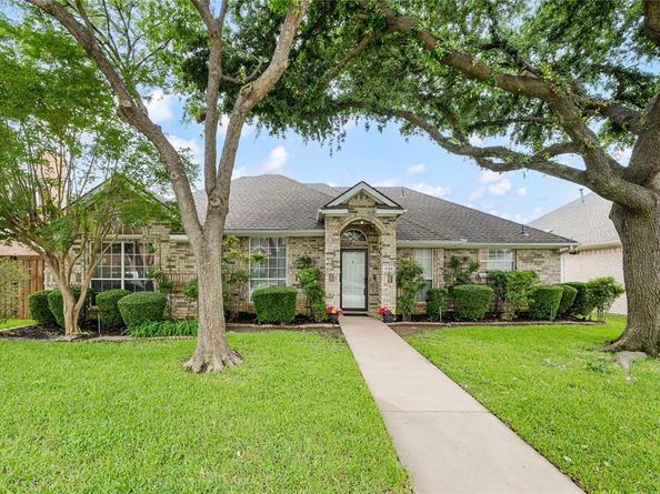 1138  Holly Drive , Carrollton Texas 75010