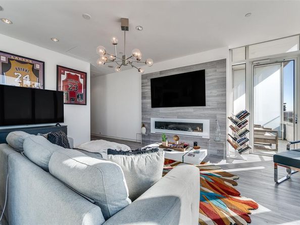 2430  Victory Park Lane  2601, Dallas Texas 75219