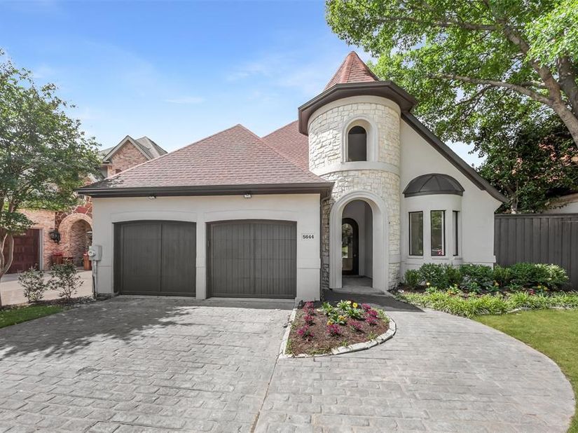 5644  Gleneagles Drive , Plano Texas 75093