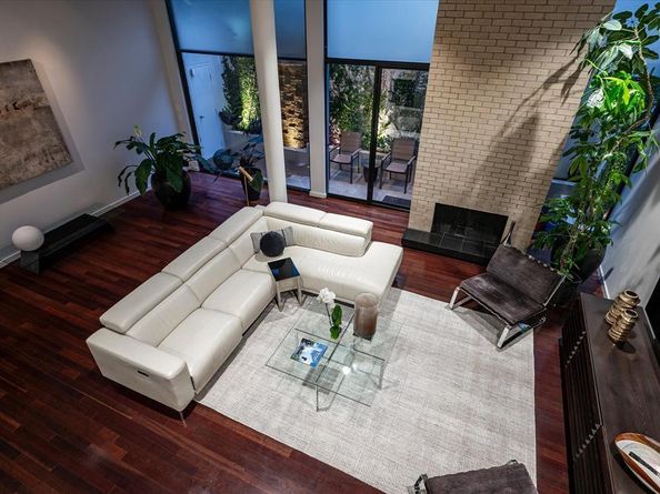 3210  Elizabeth Street , Dallas Texas 75204