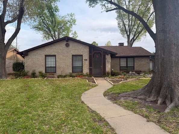 2309  Richwood  , Garland Texas 75044