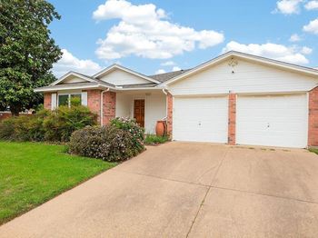 511  Red Coat Lane 