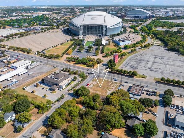 706 E Rogers Street , Arlington Texas 76011