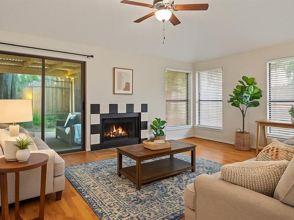 10204  Oak Terrace Circle , Dallas Texas 75227