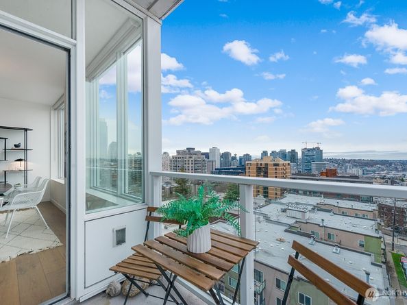 1321 Seneca Street 1001, Seattle WA 98101