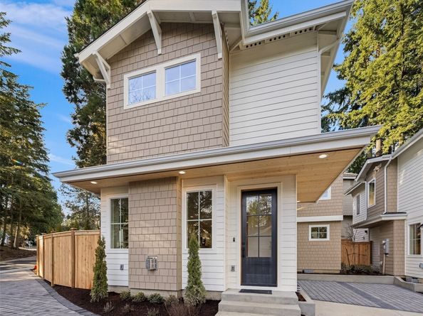 11810 NE 103rd Place, Kirkland WA 98033