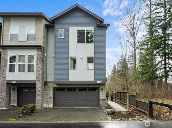 2110 129th Place SW D, Everett WA 98204
