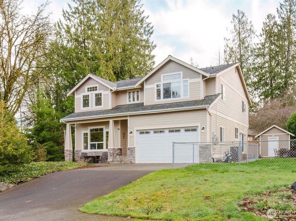 1568 Puget Drive E, Port Orchard WA 98366