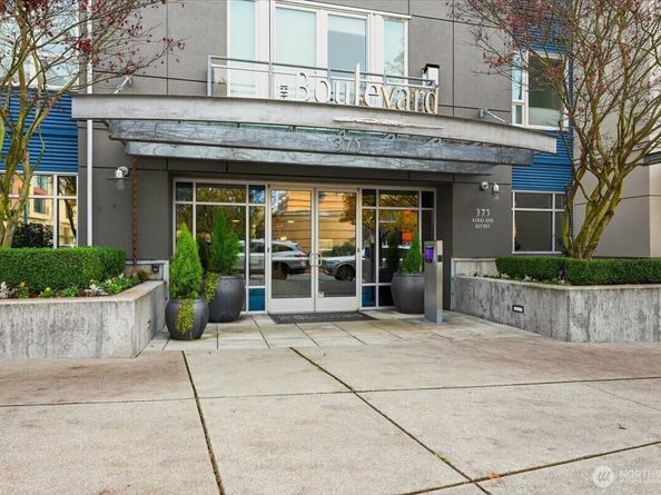 375 Kirkland Avenue 108, Kirkland WA 98033