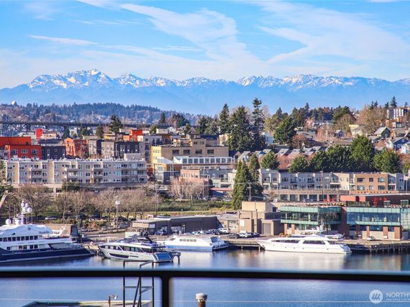 2817 Franklin Avenue E B, Seattle WA 98102