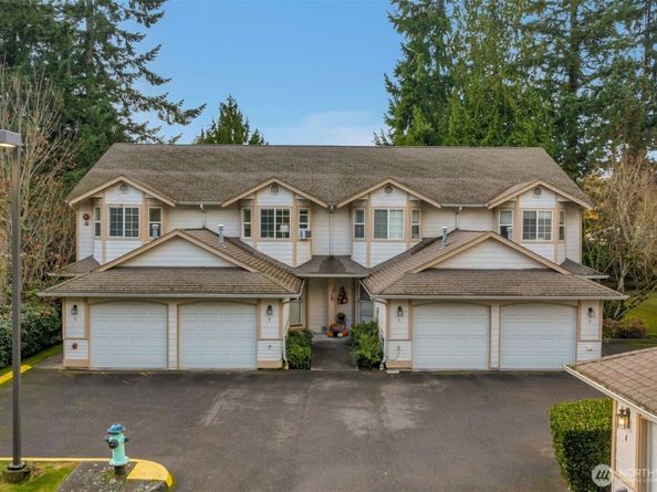 22638 44th Avenue W 6, Mountlake Terrace WA 98043