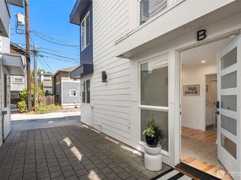 6042 B 41st Avenue SW