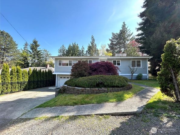 10231 NE 24th Street, Bellevue WA 98004