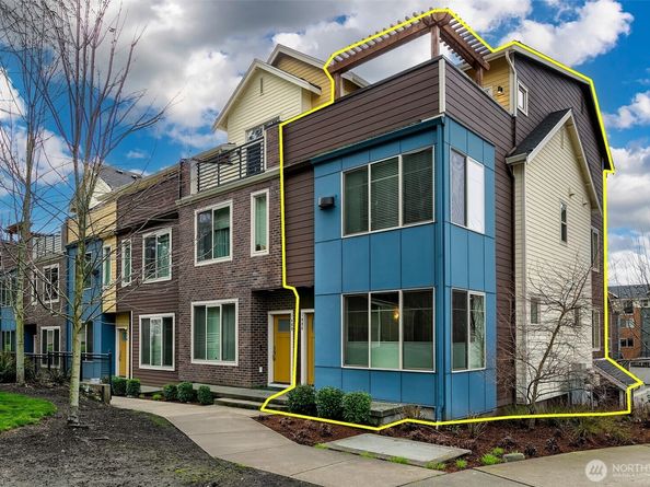 1496 159th Place NE 2.1, Bellevue WA 98008