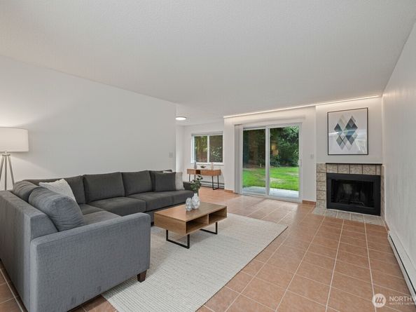 15280 MacAdam Road S E101, Seattle WA 98188