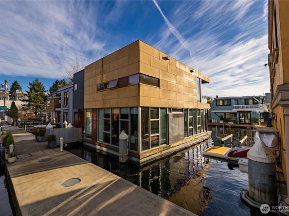 2369 Fairview Avenue E 6, Seattle WA 98102