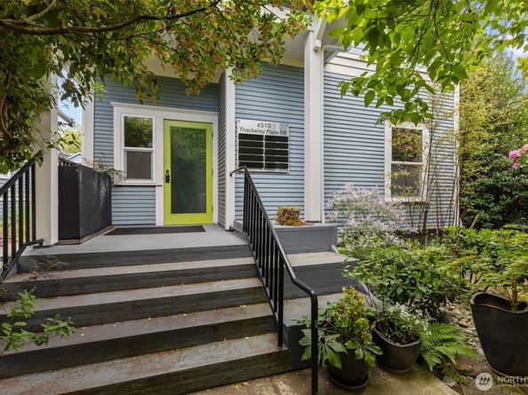 4510 Thackeray NE, Seattle WA 98105