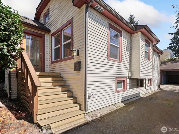 5718 25th Avenue NE, Seattle WA 98105