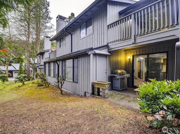 4123 145th Avenue NE, Bellevue WA 98007