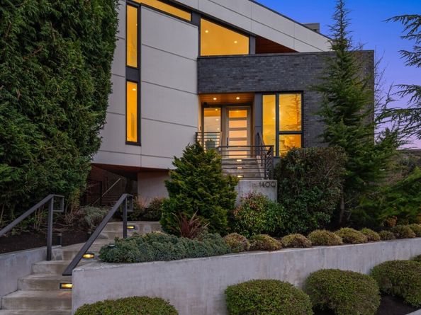 1400 Olympic Way W, Seattle WA 98119
