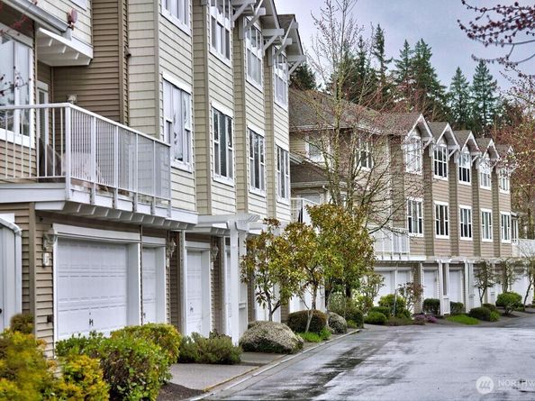 2680 139th Avenue SE 40, Bellevue WA 98005