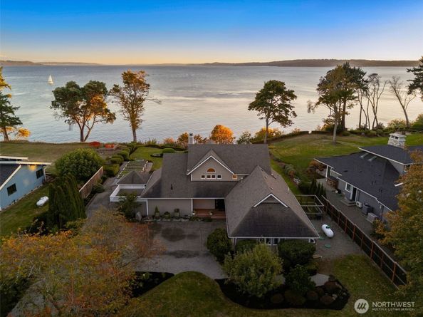 12388 NE Marine View Drive, Kingston WA 98346