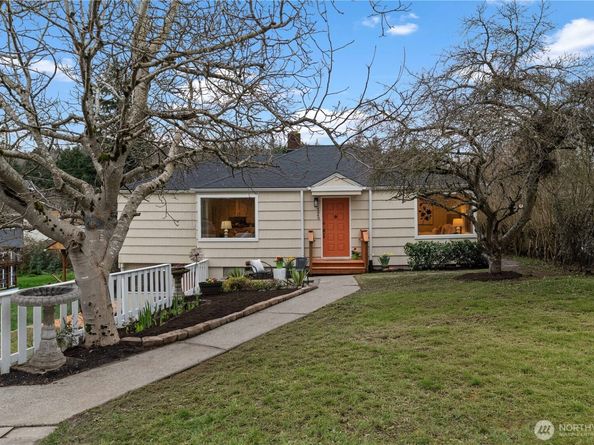 4849 25th Avenue SW, Seattle WA 98106