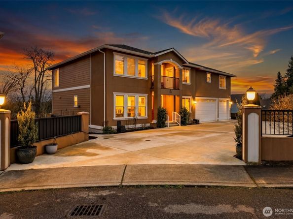 14837 46th Lane S, Tukwila WA 98168